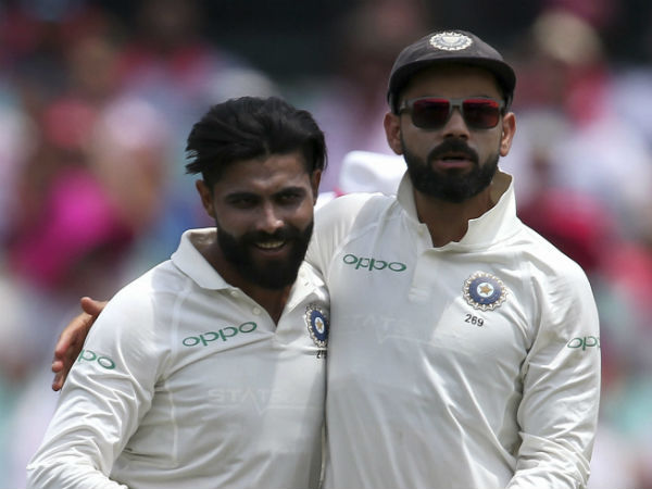 ஐந்து விக்கெட் வீழ்த்தினார்