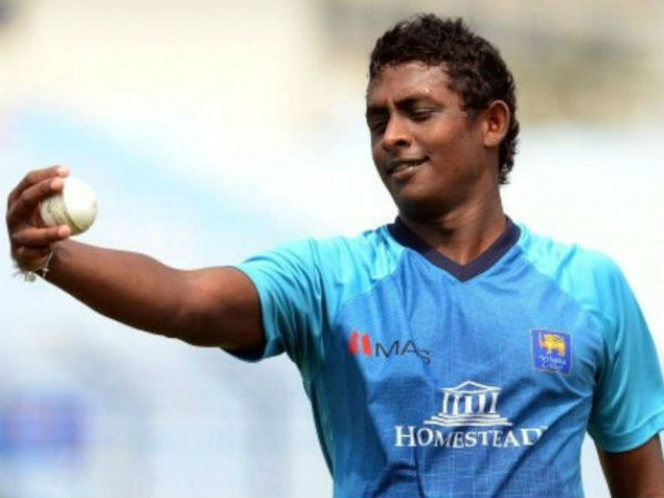 50 விக். அசத்தல்