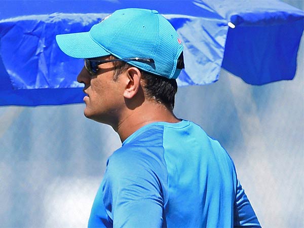 11 பேர் கொண்ட அணி