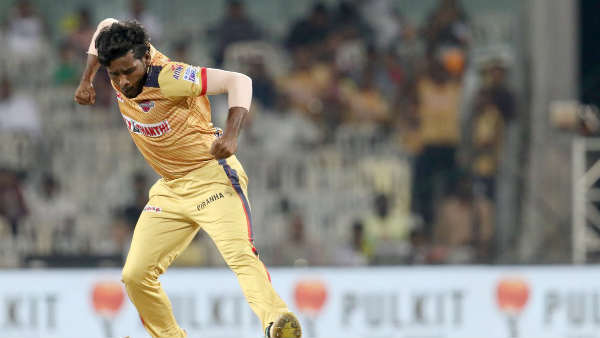 கிரிக்கெட்டில் ஆர்வம்