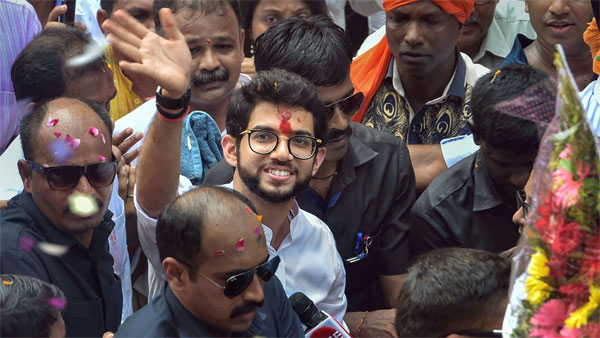 ஆதித்யா தாக்கரே