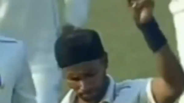 தாக்கிப் பேசினார்