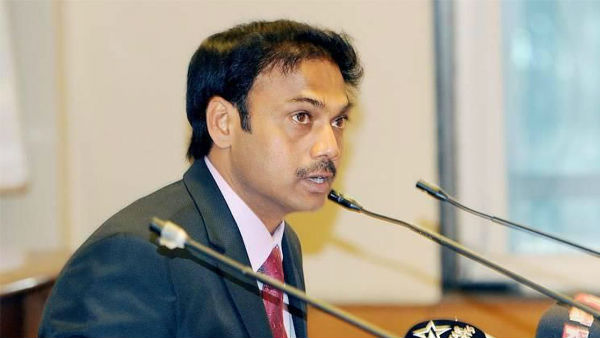 நான்கு ஆண்டுகள் மட்டுமே