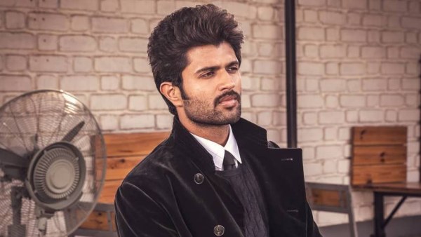 விஜய் தேவரகொண்டாவுடன் பேச்சு
