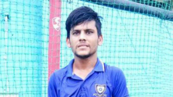 3 விக்கெட்டுகளை வீழ்த்திய அவிஷேக்
