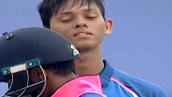 என்னுடனேயே போட்டி