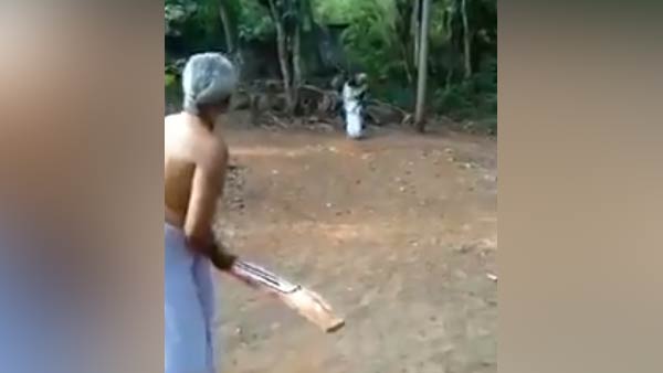 டீச்சர் குடும்பத்தின் கிரிக்கெட்
