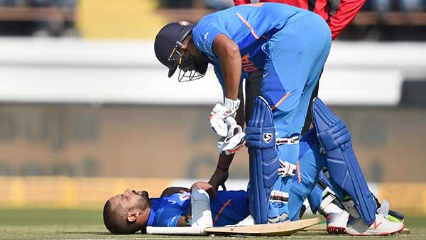தவானுக்கு சிக்கல்