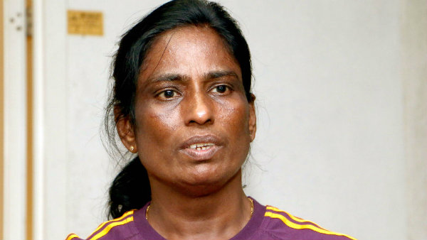 100க்கும் மேற்பட்ட பதக்கங்கள்