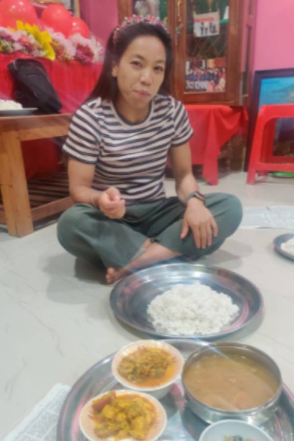 எளிய மகள்