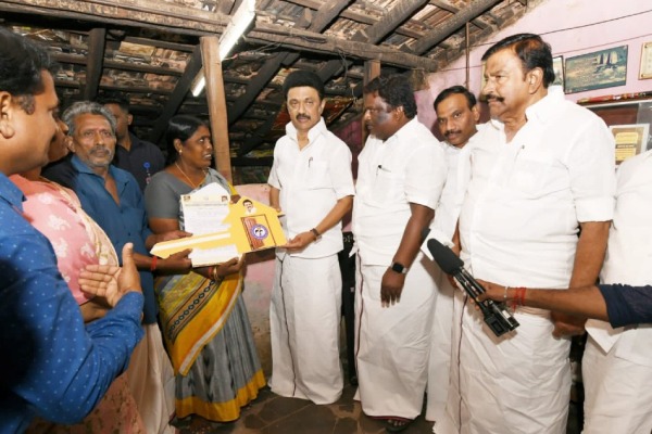 இந்திய அணியின் ட்வீட்