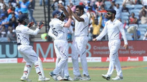 என்னாது நான் அவுட்டா? அது எப்ப நடந்துச்சு? அஸ்வினை பார்த்து அரண்டு போய் நின்ற தென்னாப்பிரிக்க வீரர்!